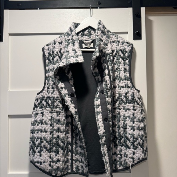 Splendid Jackets & Blazers - Splendid Black and White Patterned Vest
